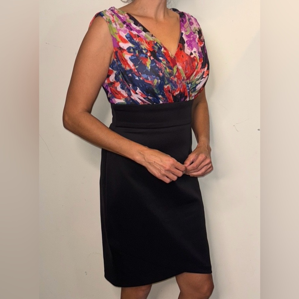 HIGH WAISTED MULTICOLOR FLORAL DRESS BLACK BOTTOM SIZE 6 LONDON TIMES